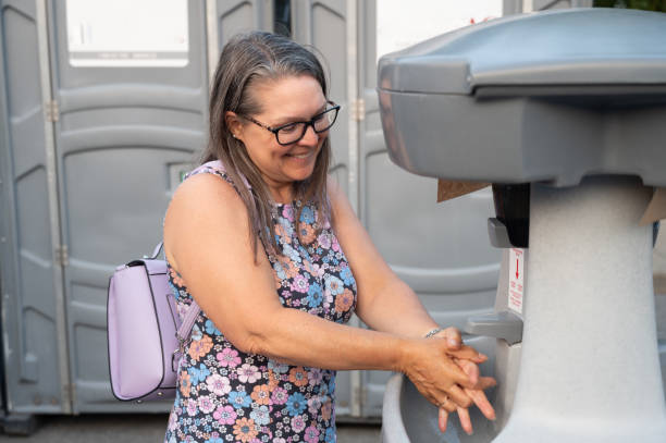 Best Affordable portable toilet rental  in Milwaukie, OR